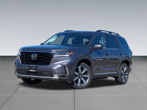 2023 Honda Pilot Touring 8-Passenger