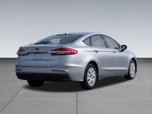 2020 Ford Fusion S