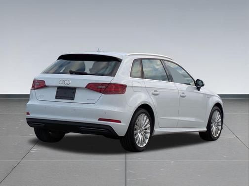 2016 Audi A3 e-tron 1.4T Tech Premium Plus