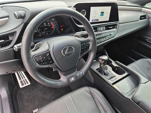 Ultra White 2023 Lexus ES 350 F Sport