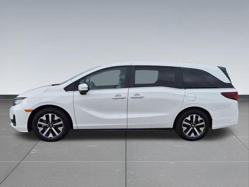 Platinum White Pearl 2025 Honda Odyssey EX-L
