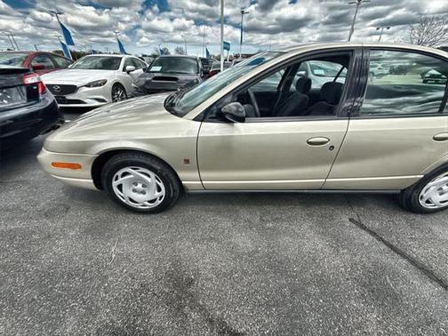 2001 Saturn SL 2