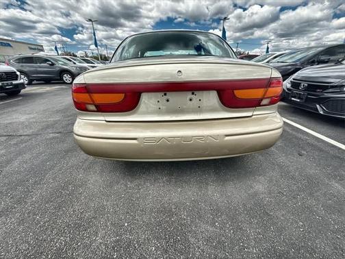 2001 Saturn SL 2