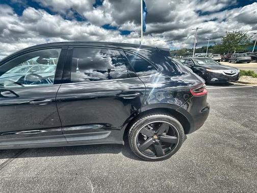 2016 Porsche Macan S