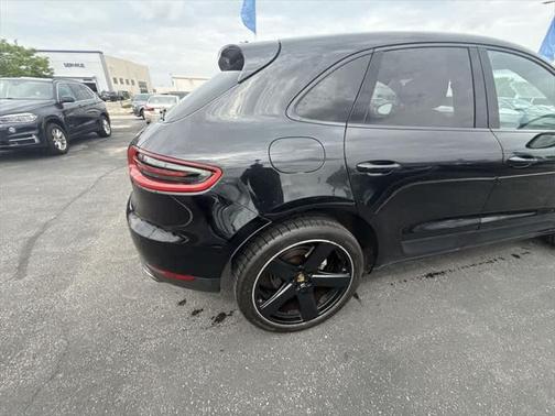 2016 Porsche Macan S