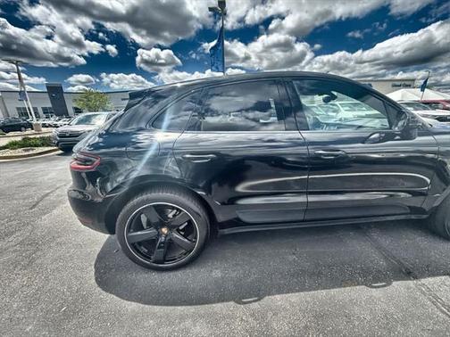 2016 Porsche Macan S
