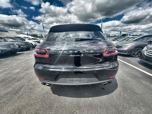 2016 Porsche Macan S