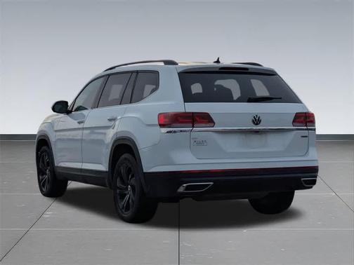 2022 Volkswagen Atlas 2.0T SE w/Technology 4MOTION