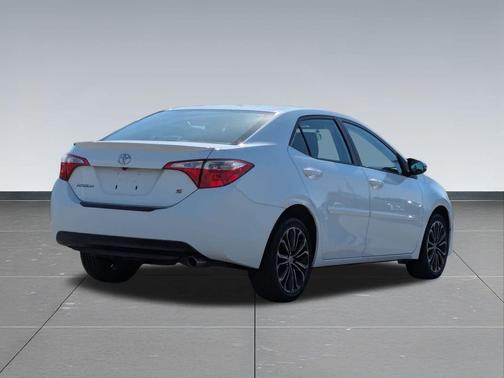 2015 Toyota Corolla S Plus