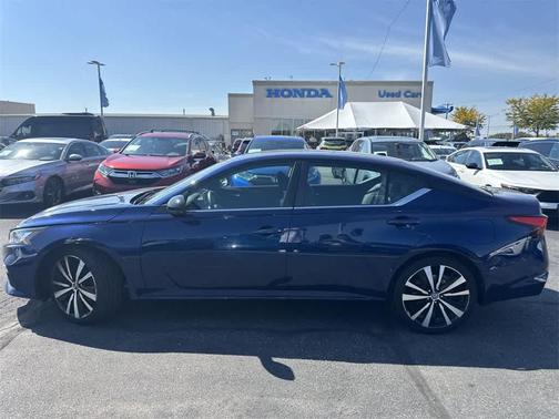 2019 Nissan Altima 2.5 SR