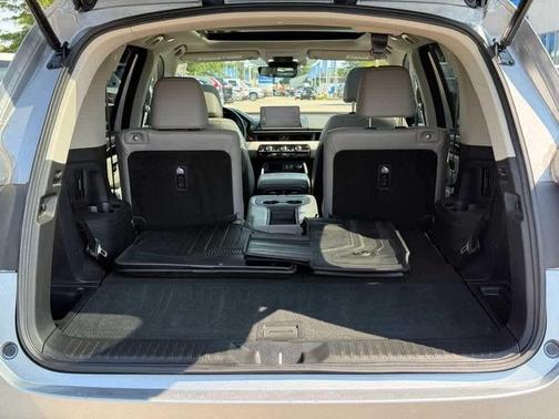 2024 Honda Pilot Touring 8-Passenger