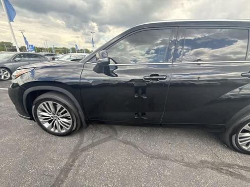 2021 Toyota Highlander Platinum