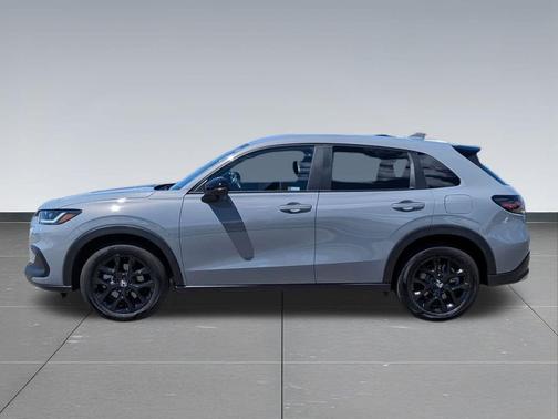 Urban Gray Pearl 2024 Honda HR-V AWD Sport
