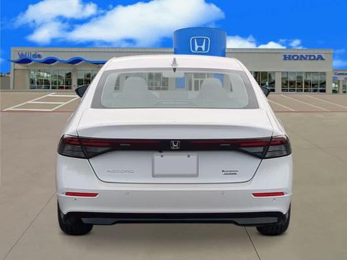 Platinum White Pearl 2026 Honda Accord Hybrid Touring