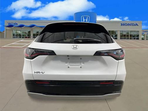 Platinum White Pearl 2026 Honda HR-V EX-L