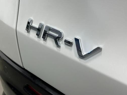 Platinum White Pearl 2026 Honda HR-V EX-L