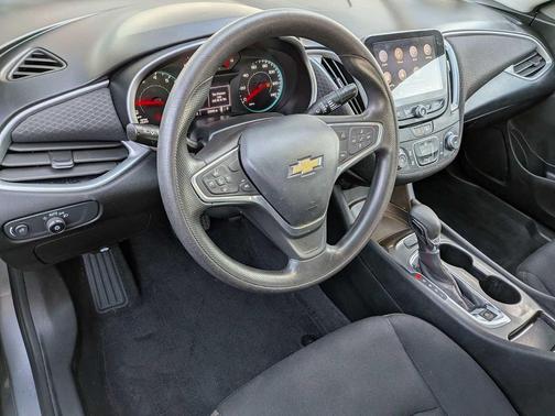 2023 Chevrolet Malibu 1LS