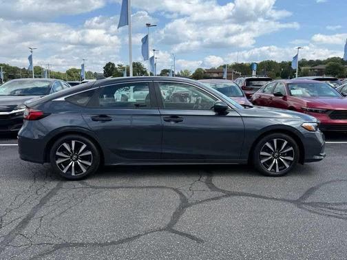 2022 Honda Civic EX-L
