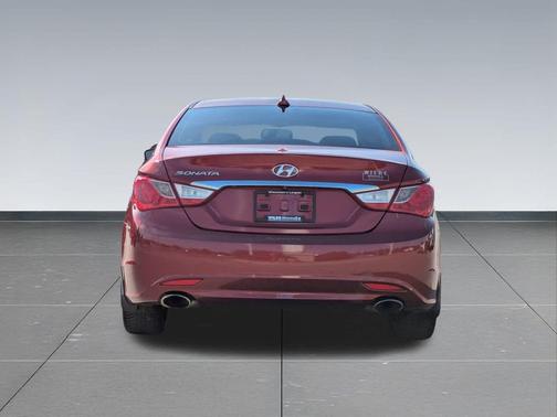 2013 Hyundai SONATA SE