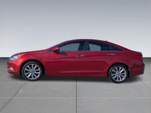 2013 Hyundai SONATA SE