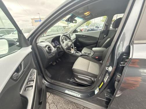 2020 Hyundai KONA SEL