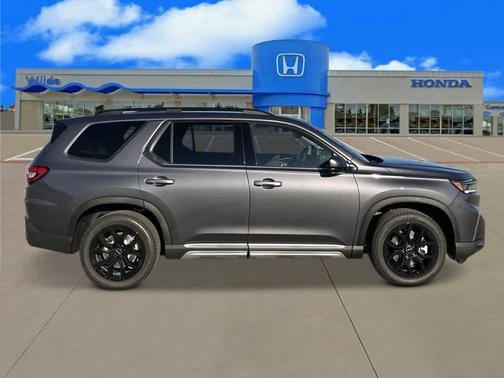 2025 Honda Pilot Touring 8-Passenger