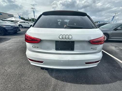 2015 Audi Q3 2.0T Premium Plus