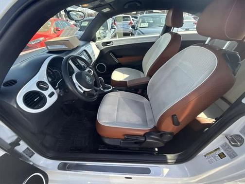2015 Volkswagen Beetle 1.8T