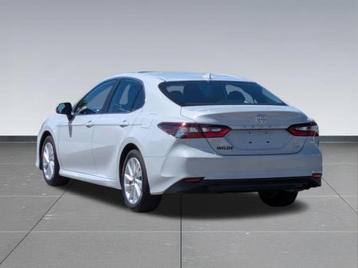 Ice Edge 2024 Toyota Camry LE