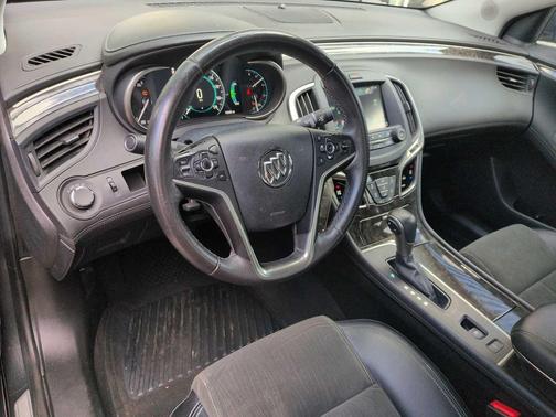 2016 Buick LaCrosse Base