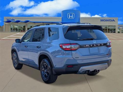 2026 Honda Pilot TrailSport