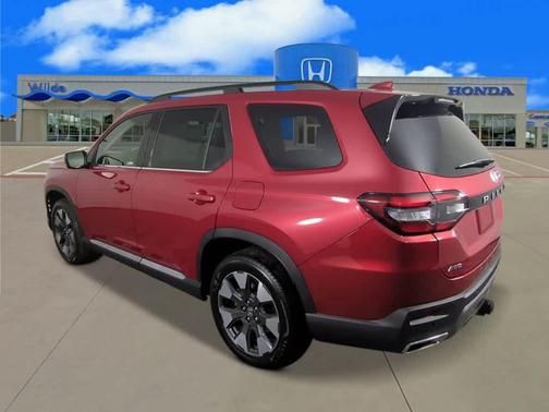 Radiant Red Metallic II 2026 Honda Pilot Elite