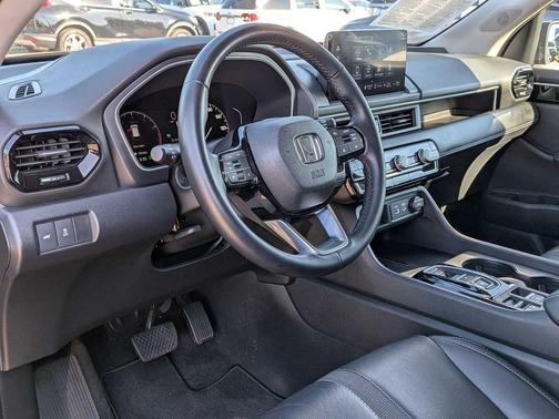2023 Honda Pilot AWD EX-L 7 Passenger