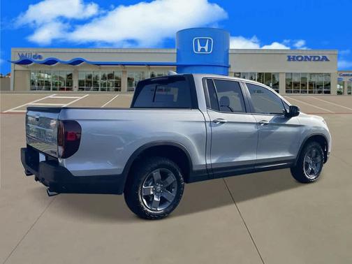 Solar Silver Metallic 2026 Honda Ridgeline TrailSport