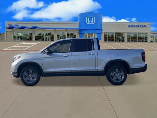Solar Silver Metallic 2026 Honda Ridgeline TrailSport