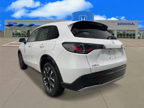 Platinum White Pearl 2026 Honda HR-V EX-L