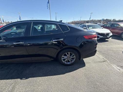 2020 Kia Optima LX