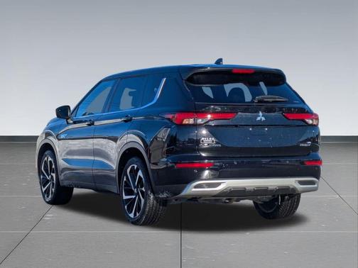 2023 Mitsubishi Outlander PHEV SE S-AWC