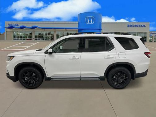 2025 Honda Pilot Touring 8-Passenger