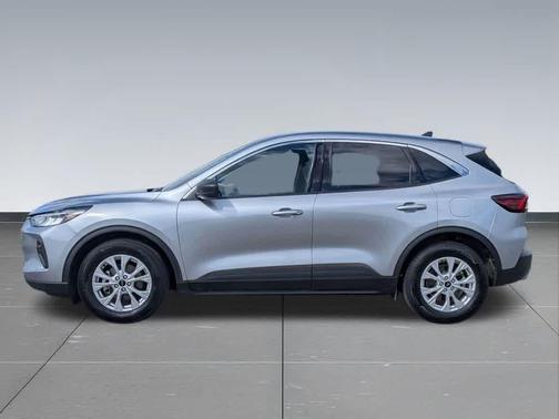ICONIC SILVER METALLIC 2023 Ford Escape Active