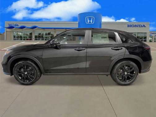 Crystal Black Pearl 2027 Honda HR-V Sport