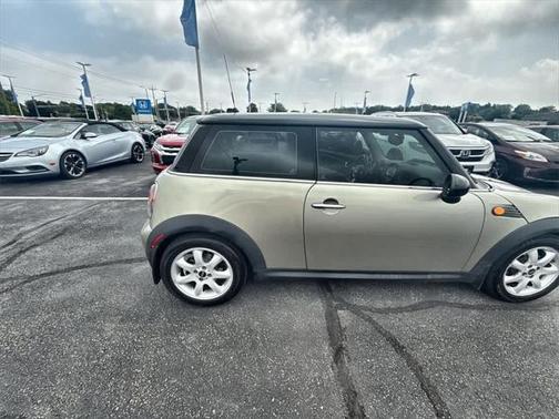 2009 MINI Cooper Base