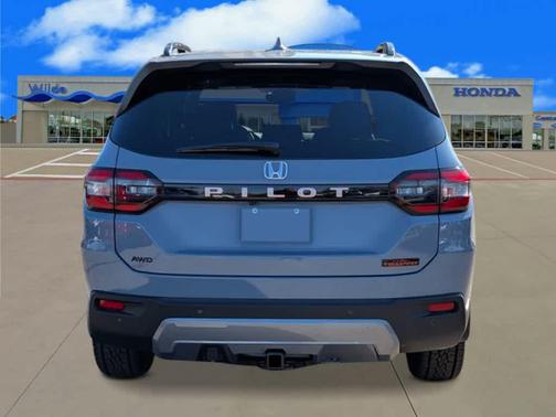 2026 Honda Pilot TrailSport