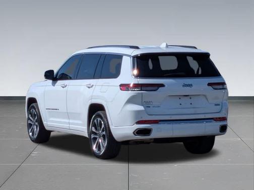 Bright White Clearcoat 2022 Jeep Grand Cherokee L Overland