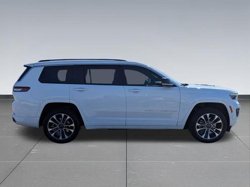 Bright White Clearcoat 2022 Jeep Grand Cherokee L Overland