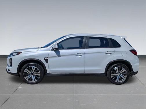 White Diamond 2022 Mitsubishi Outlander Sport 2.0 ES