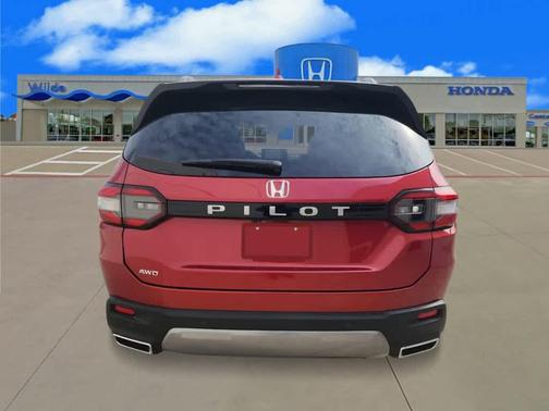 Radiant Red Metallic II 2026 Honda Pilot EX-L