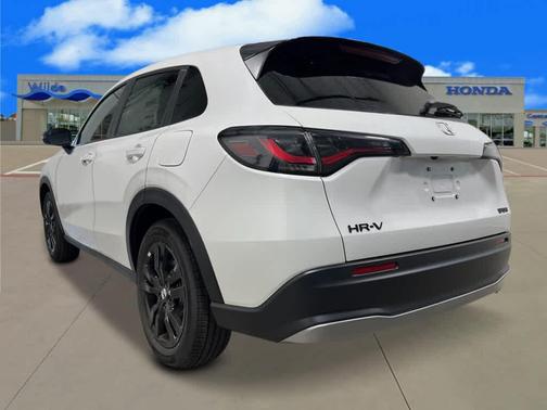 Platinum White Pearl 2027 Honda HR-V Sport