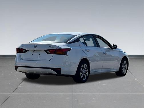 2024 Nissan Altima S FWD