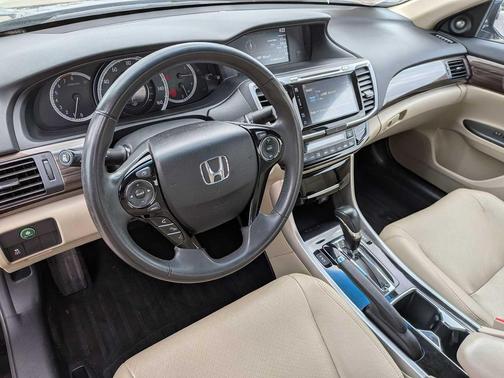 Crystal Black Pearl 2016 Honda Accord EX-L
